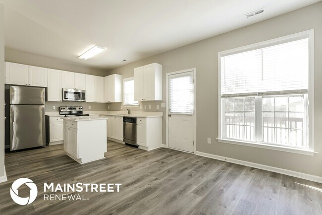 Foto del edificio - 109 Haywood Ln