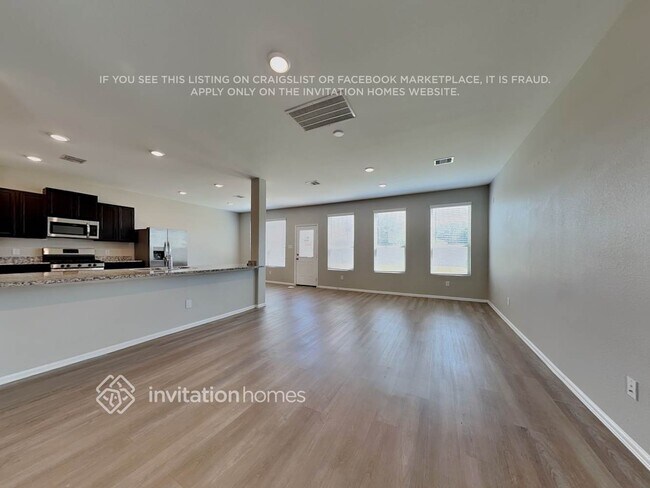 Building Photo - 18718 Charter Elm Dr
