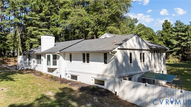 Building Photo - 405 N Gaskins Rd