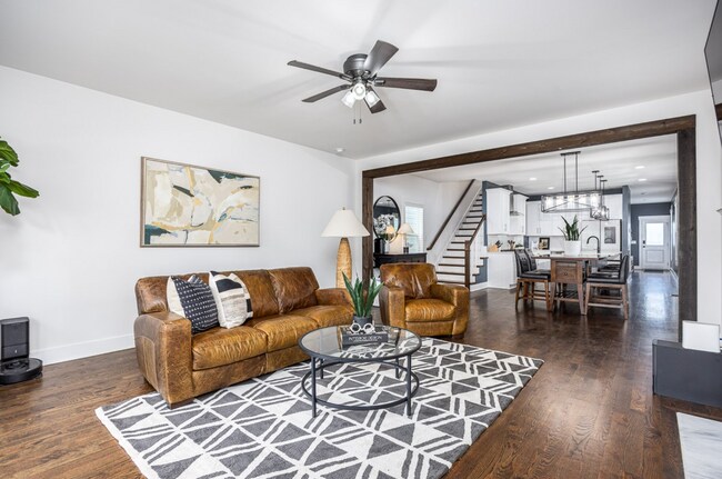 Foto del edificio - 6014 California Ave