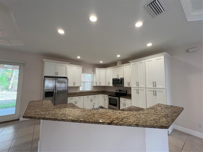 Building Photo - 18 Porter Ln