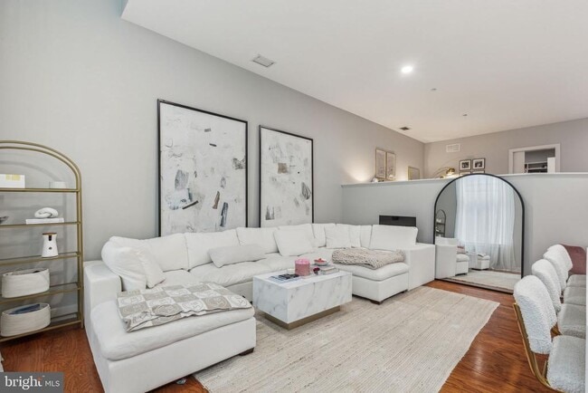 Foto del edificio - 23 S 23rd St