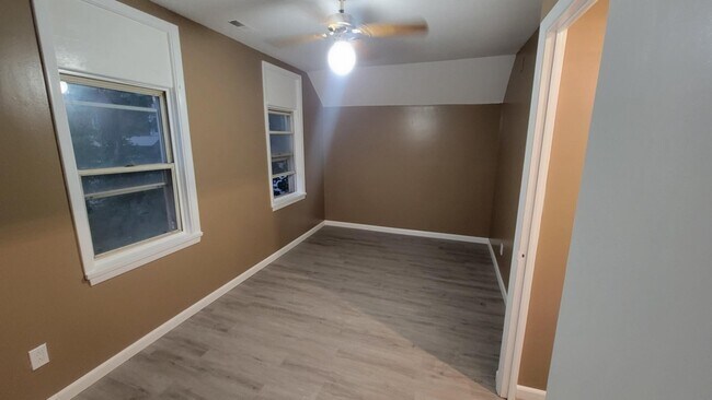 Building Photo - 80 Delaware Street, Unit 4