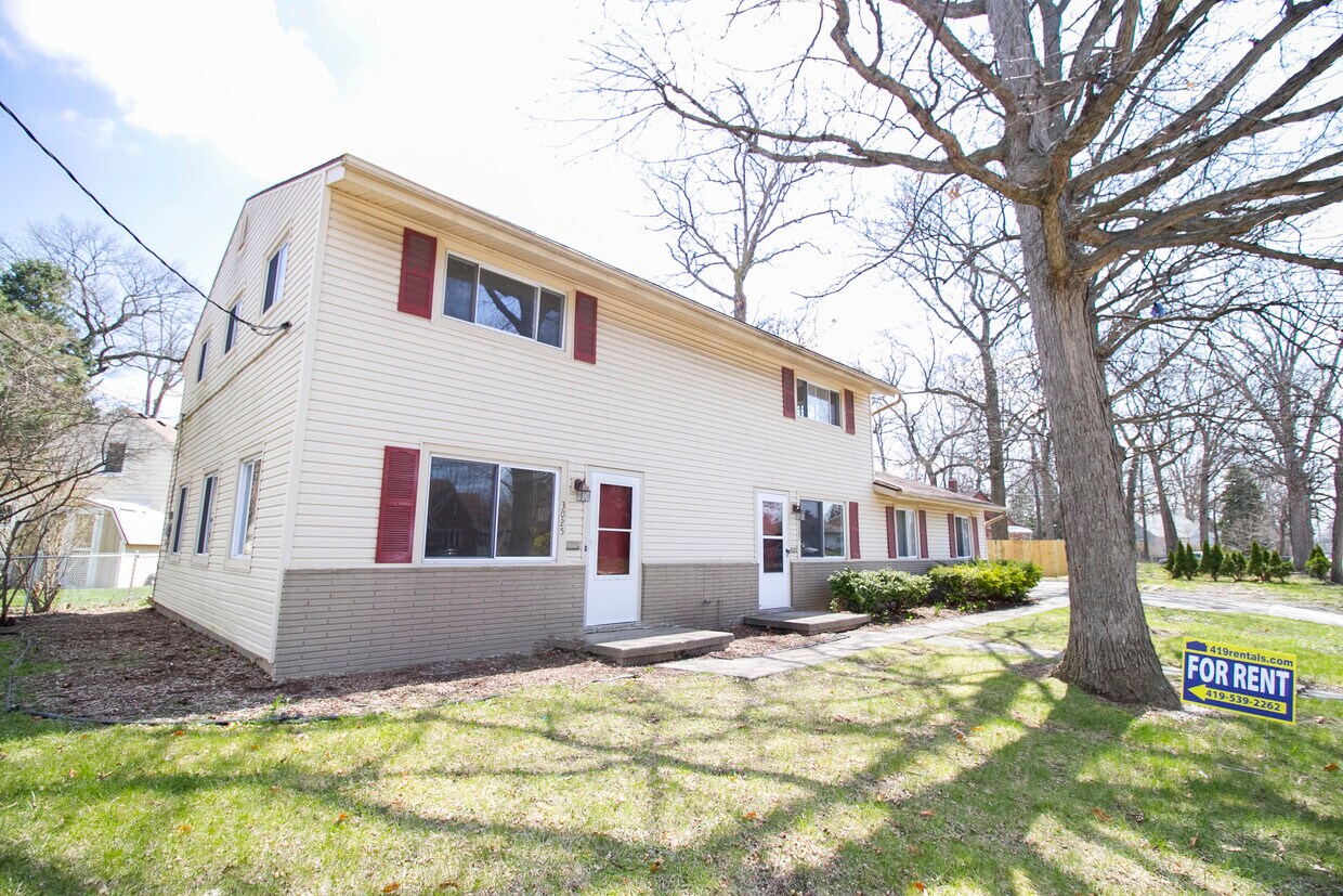 Foto principal - 3025 S Byrne Rd