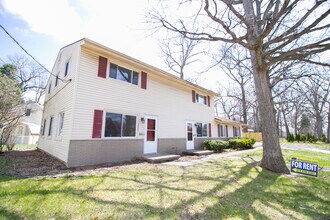 Building Photo - 3025 S Byrne Rd