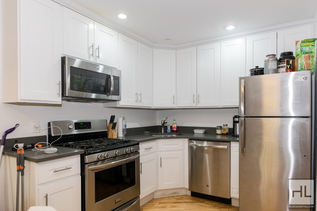 Foto del edificio - 390 2nd St