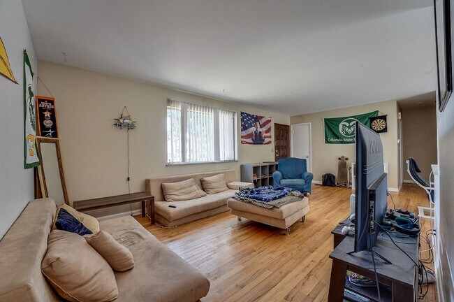 Foto del edificio - Lovely 4 Bed 2 Bath Ranch-Style House in Fort Collins!