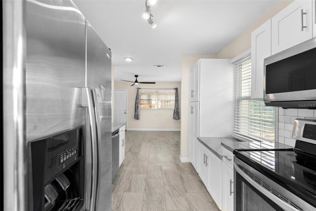 Building Photo - 2309 E Liberty St