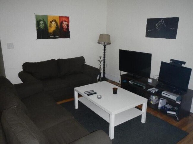 Building Photo - 4 bedroom in Boston MA 02120