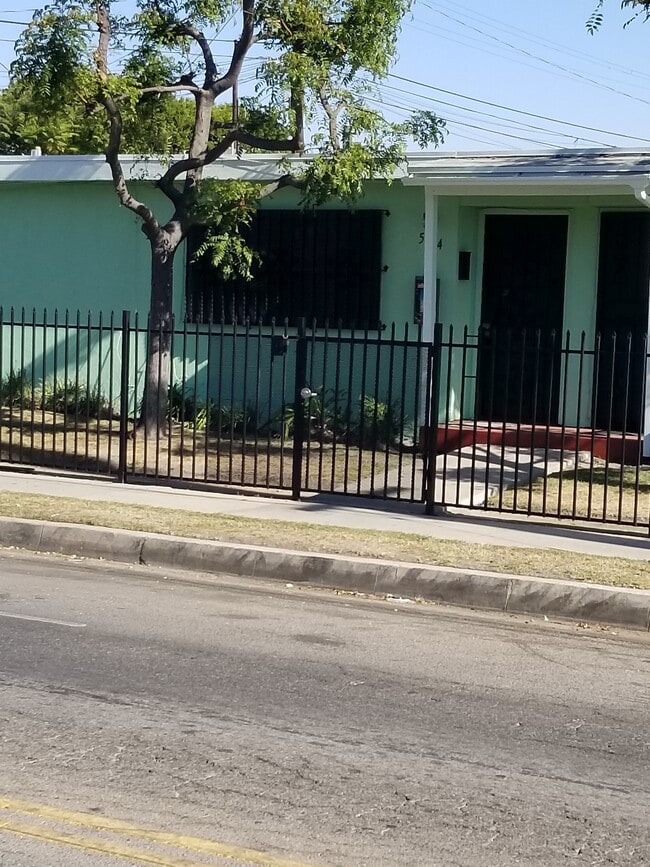 Building Photo - 5624 Hooper Ave