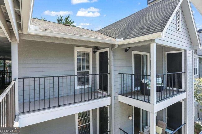 Building Photo - 310 Granville Ct