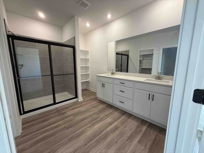 Building Photo - 519 W Gosling Isle