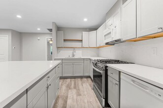 Building Photo - 6232 Dorothy Dr