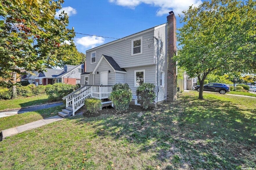 Primary Photo - 1255 Westervelt Pl