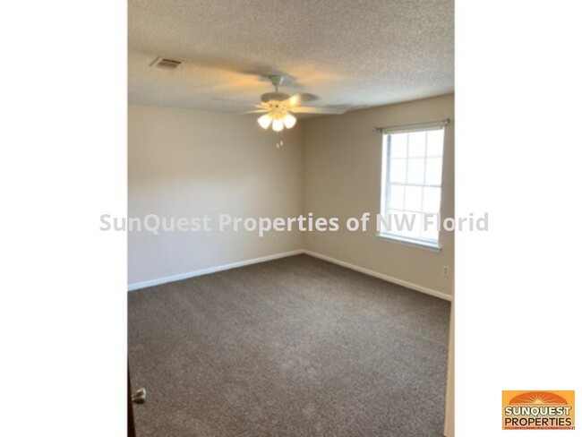Building Photo - 1321 Heatherwood Cir