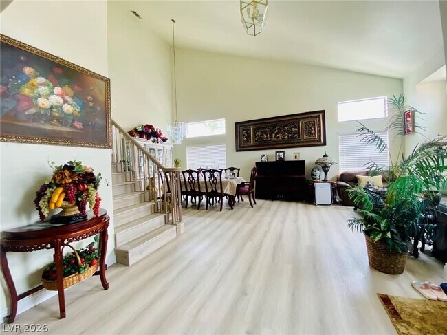 Foto del edificio - 6576 Moonshadow Cir