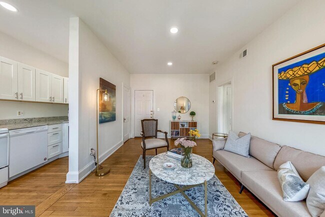Foto del edificio - 3120 R St NW