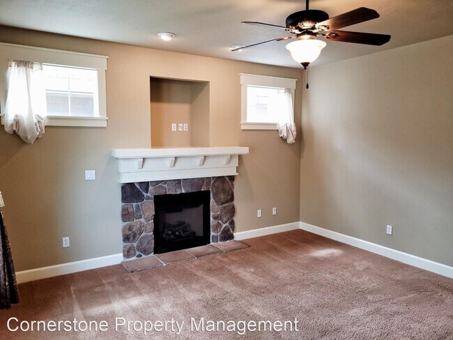 Building Photo - 3 br, 2.5 bath House - 3979 N Heritage Vie...