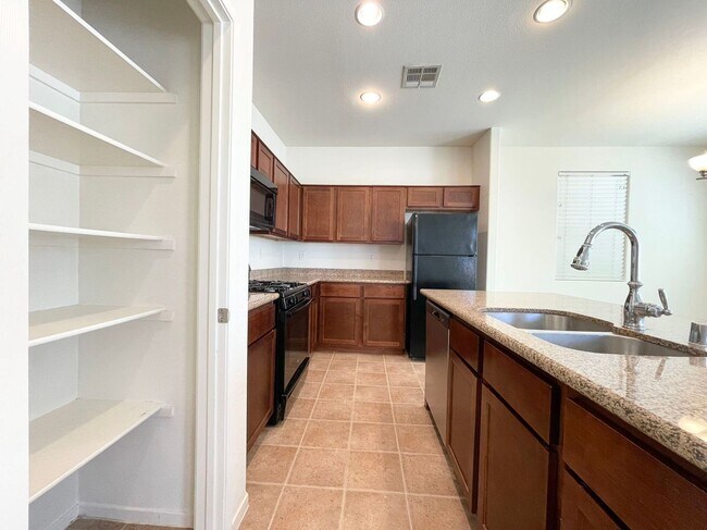 Building Photo - 6234 Buffalo Spring Ct