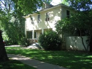 Primary Photo - 925 Chestnut St