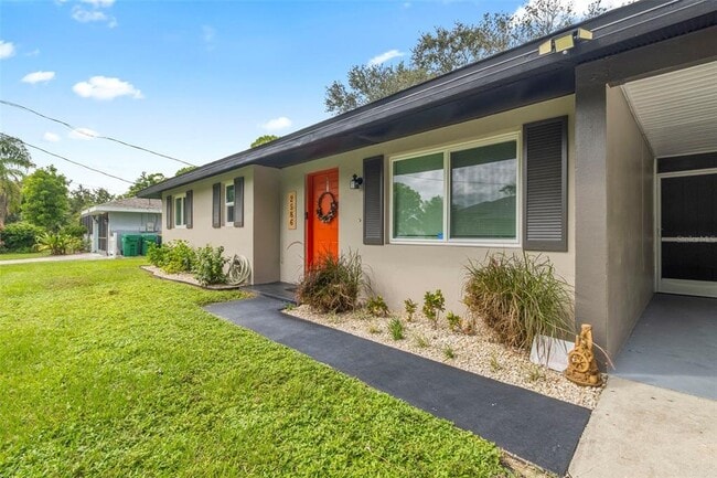 Foto del edificio - 2586 Auburn Blvd