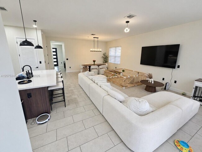 Foto del edificio - 13655 SW 158th Pl