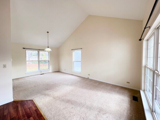 Foto del edificio - 2006 Aspen Dr