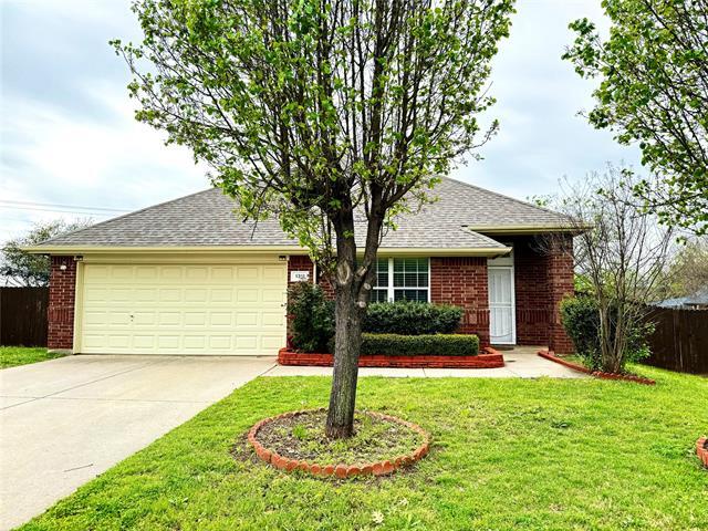 Building Photo - 1311 Oakridge Dr