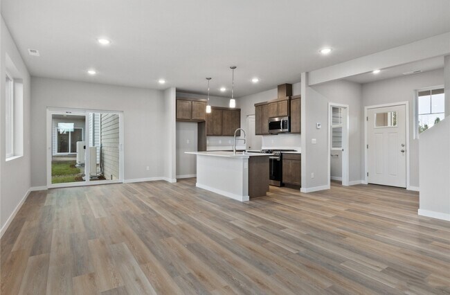 Foto del edificio - 4502 Eddie Ln