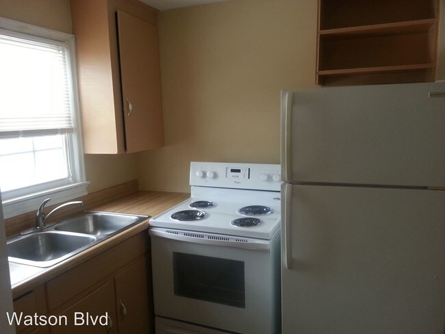 Foto del edificio - 2720 Watson Blvd