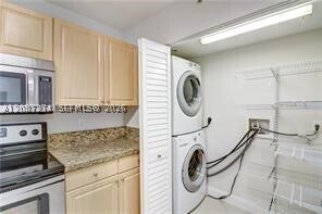 Foto del edificio - 609 E Sheridan St