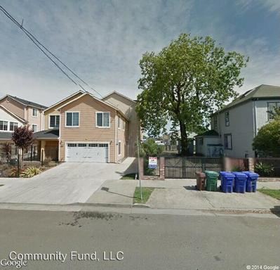 Primary Photo - 1317 Esmond Ave