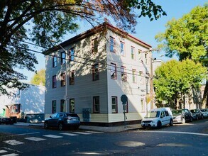 Building Photo - 59 7th St