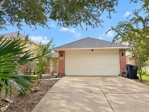 Building Photo - 5006 Canyon Blanco Dr