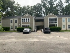 Building Photo - 701 Coventry Ln
