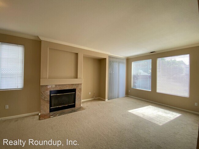 Foto del edificio - 3 br, 2.5 bath House - 8230 New Gateway Ln