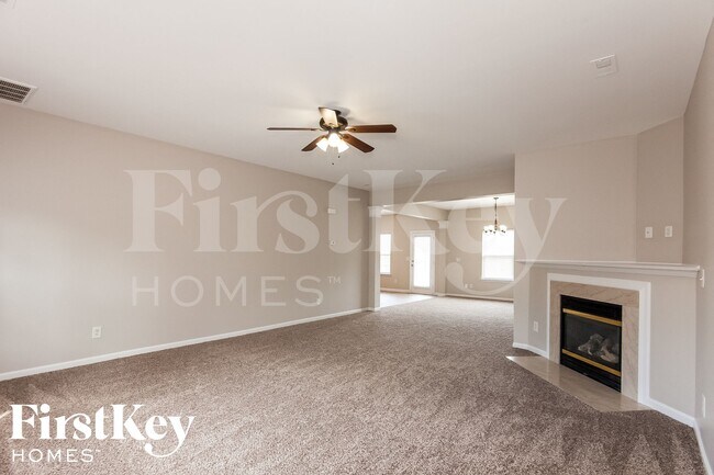 Building Photo - 1737 Larne Cir