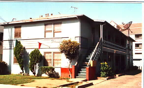 Primary Photo - 1424 N French St