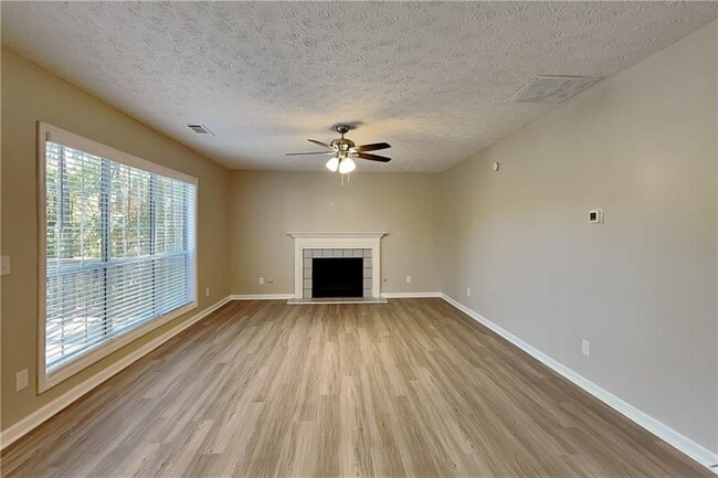 Foto del edificio - 111 Trellis Ct