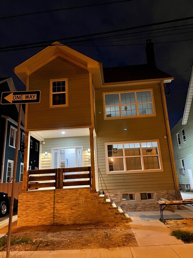 253 Aldine St, Newark, NJ 07112 House for Rent in Newark, NJ