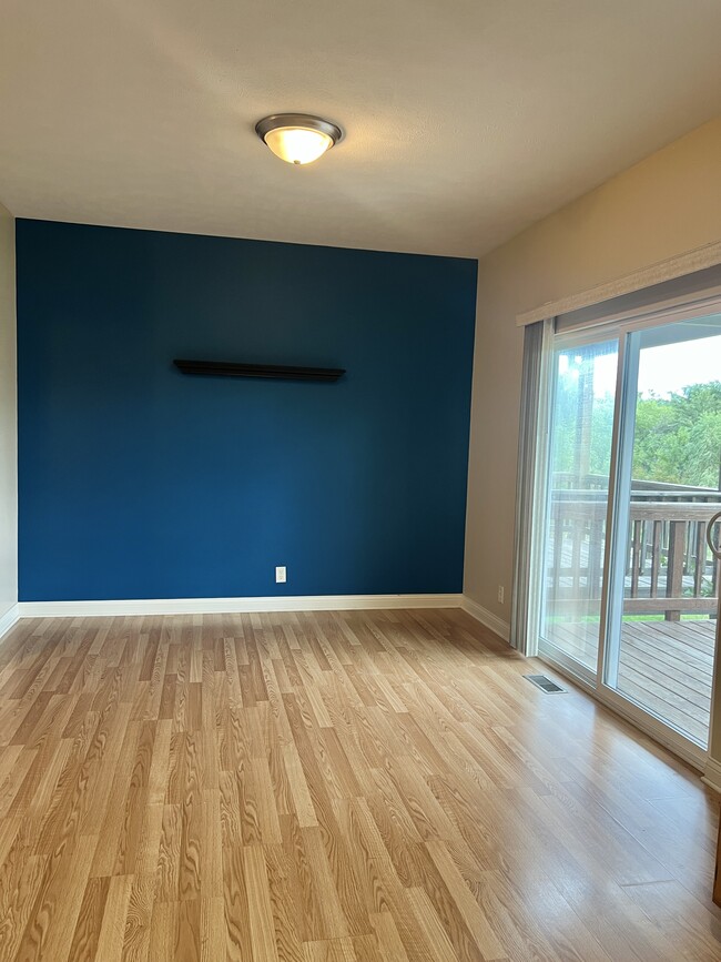 Building Photo - 1211 Turtle Creek Rd