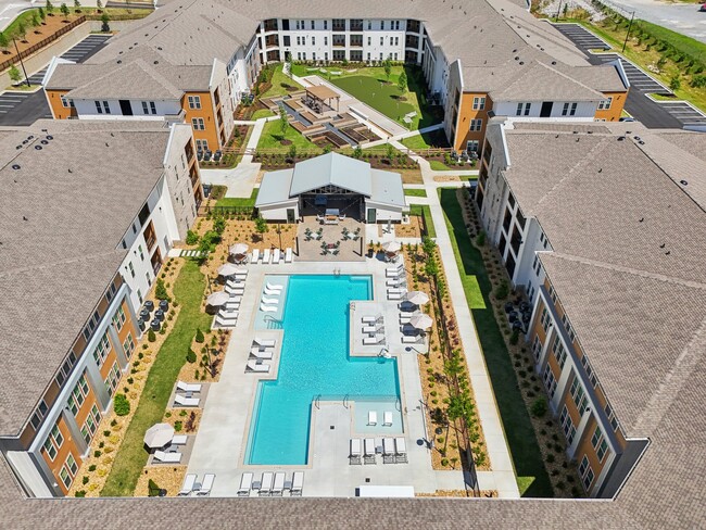 Building Photo - The Remy Apartments at LaGrange