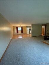 Building Photo - 35 Tomcyn Dr