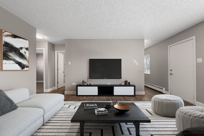 Building Photo - 65 N Kuner Rd