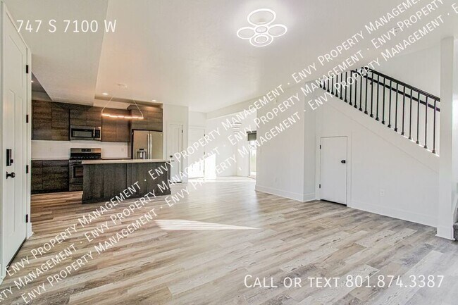 Foto del edificio - 747 S 7100 W