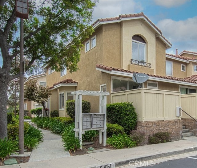 Building Photo - 19646 Orviento Dr