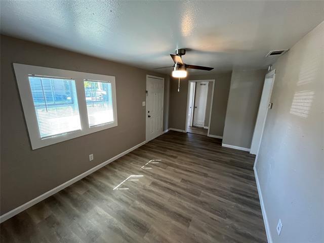 Foto del edificio - 2345 Little Pocket Rd