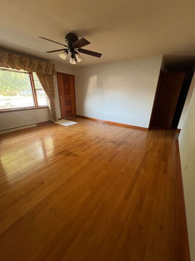 Foto del edificio - Indian Hills 3 Bedroom 1.5 Bath