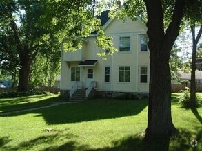 Building Photo - 4513 School Rd