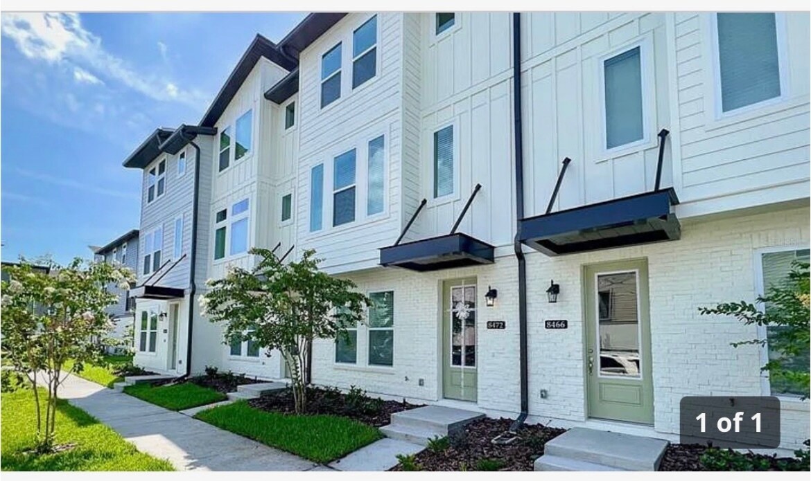 Foto principal - 8472 Sperry St